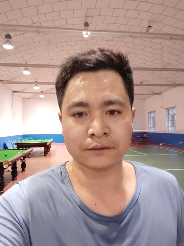 苏先生的第一张照片--淄博相亲服务中心