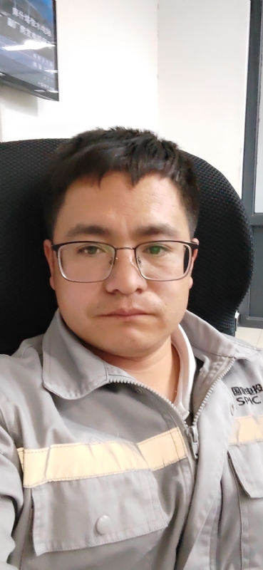苏先生的第三张照片--淄博相亲服务中心