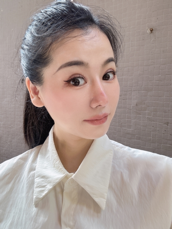 金莉的第二张照片--淄博相亲服务中心