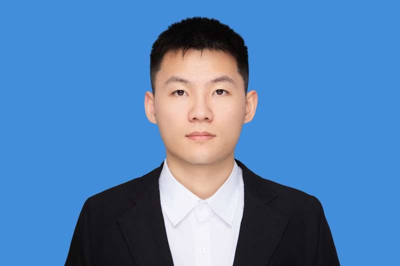小应的第一张照片--淄博相亲服务中心