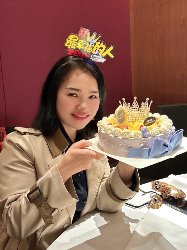 Apple的第一张照片--淄博相亲服务中心