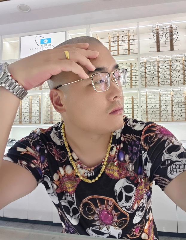 一生诺言的第一张照片--淄博相亲服务中心
